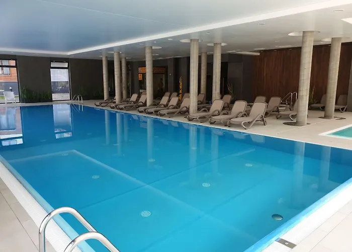 Apartament z Basenem Laura Polanki Park